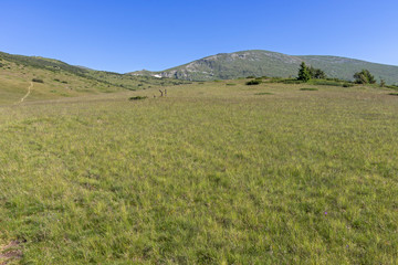 Obraz premium landscape from hiking trail to Belmeken Peak, Rila mountain
