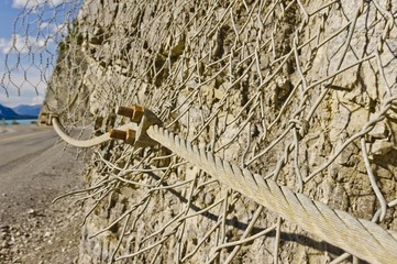 Highway rockfall safety net