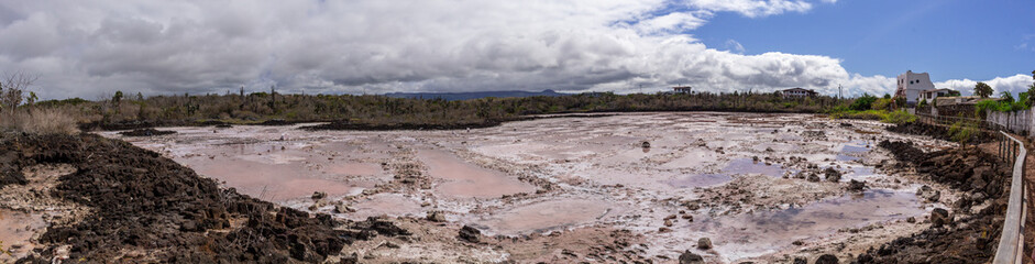 Spectacular photo of the salt lake in the Galapagos Islands on the way to Las Grietas