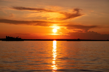 Fototapeta na wymiar Sunset on the Amur river embankment in Khabarovsk, Russia.