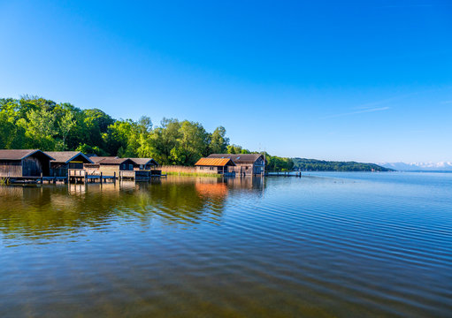 Bootsh&uuml;tten am Starnberger See, Bayern, Deutschland