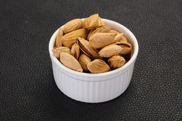 Unpeeled Almonds nuts