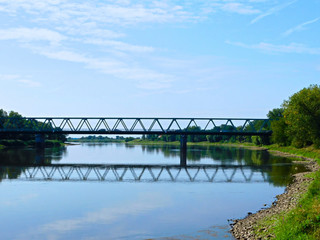 Der Grenzlfluss zwieschen Deutschland und Polen