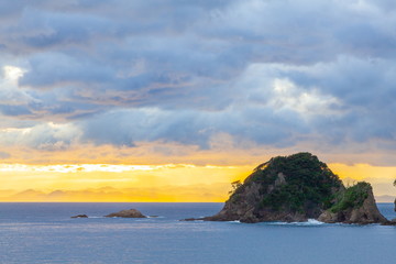 伊豆半島西海岸の夕景、堂ヶ島方面を望む、静岡県西伊豆町仁科沢田公園にて