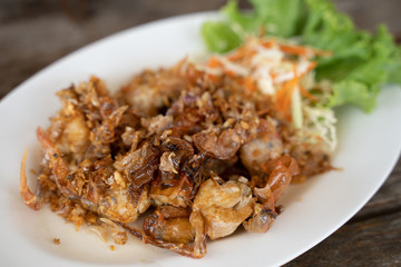 Fried Soft Shell Crab with crispy garlic