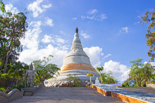 Phra borommathat Chedi Si Phu Pha Sung (Phra That Chom Pha). Phupha Sung Forest Temple. Nakhon Ratchasima Province, Thailand.