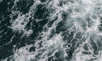 Fototapeta premium Ocean waves caused by tourist boats
