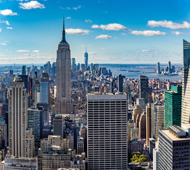 Fototapeta premium Widok z lotu ptaka wieżowce Manhattanu w Nowym Jorku.