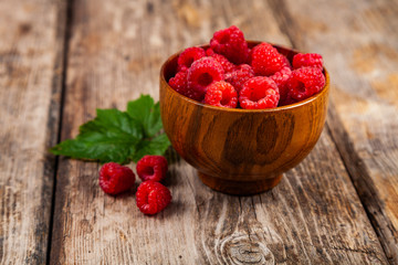 Ripe raspberries in a bowl