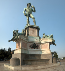 Fototapeta na wymiar Michelangelo's David; bronze replica seen on the Piazzale Michelangelo in Florence