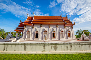 Wat Yai Chom Prasat, new church - Samut Sakhon, Thailand