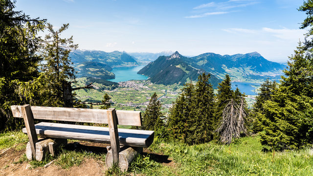 Parkbank auf der Rotenflue, Schwyz, Vierwaldst&auml;ttersee, lauerzersee, Schweiz