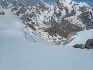 Obraz premium beautiful hiking in fann mountains nature in tajikistan