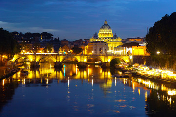 Fototapeta na wymiar St Peters Basilica in Vatican