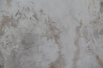 Marode und feuchte Hauswand