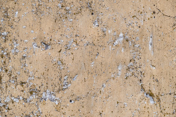 Marode und feuchte Hauswand