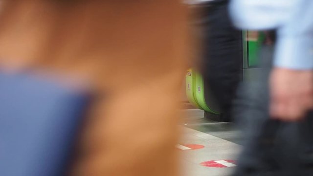 改札