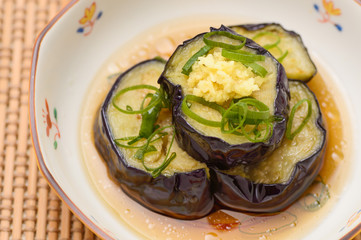 茄子の揚げ煮浸し