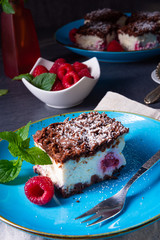cheesecake with raspberries mascarpone and chocolate