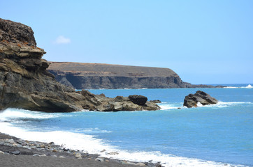 Fototapeta na wymiar Volcanic and Black West Coastline of Fuertevetura, Canary Islands