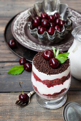 Trifle red velvet with cherry