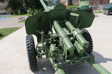 Soviet weapons of the second world war. the gun mechanisms