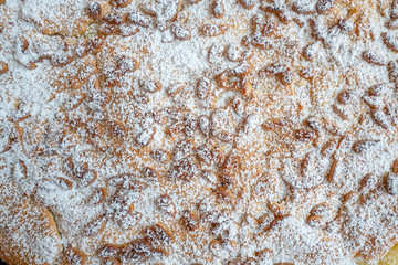 italienische torta della nonna, heiß aus dem ofen