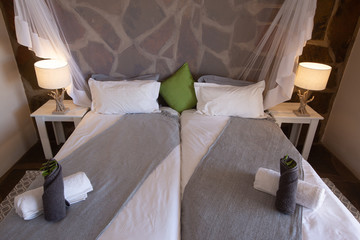 Doppelbett, Schlafzimmer