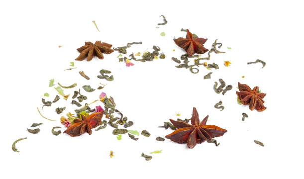 Pile of earl grey black tea isolated on white background © NewFabrika
