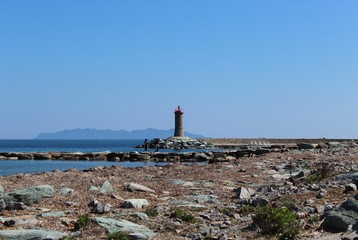 Le phare de Macinaggio dans le Cap Corse