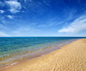 Fototapeta na wymiar summer sand beach and sea