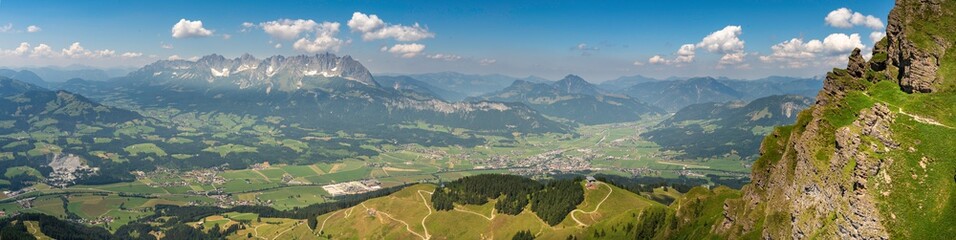Fototapeta premium Panorama am Kitzbühler Horn mit Wilden Kaiser