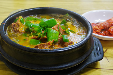 豚肉とジャガイモの鍋