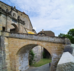 Br&uuml;cke &uuml;ber den Burggraben