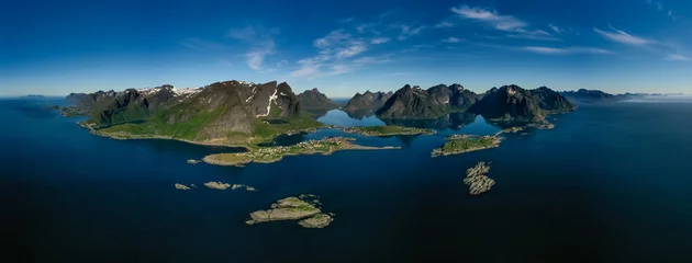 Papier Peint Lavable Reinefjorden Lofoten is an archipelago in the county of Nordland, Norway.