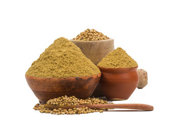 Coriander powder with coriander seeds.