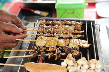 Roasted pork is delicious at street food