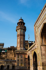 Fototapeta premium wazir khan mosque tower
