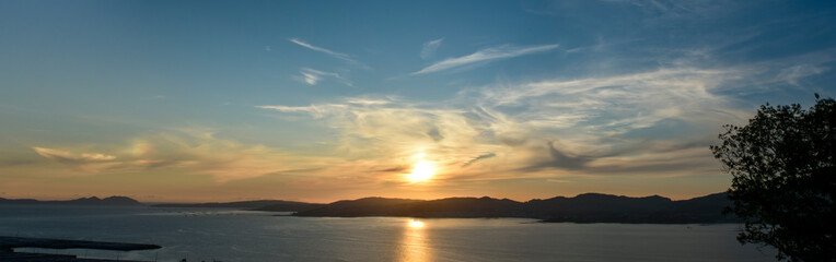 Naklejka na ściany i meble Panoramic view of Vigo's estuary from the Castro