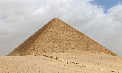 Fototapeta na wymiar Red Pyramid of Dahshur in Cairo, Egypt