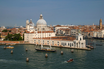 Canales de Venecia