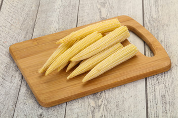 Raw baby corn