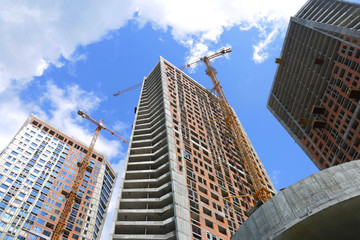Городская стройка, высотки.