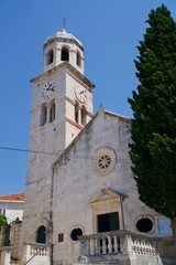 Fototapeta na wymiar Historic church under a blue sky