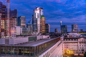 Fototapeta premium London skyline after beautiful sunset 