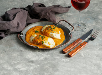 sppanish food. Bacalao a la vizcaína,  Basque Style Cod