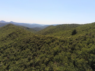 Paysage de montagne dans les Cévennes, vue aérienne
