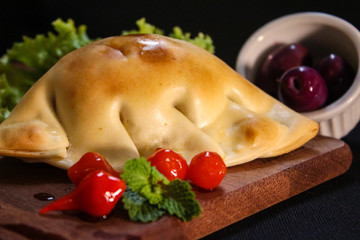 Salgado, lanche, fogazza, empanada, esfiha, almoço
