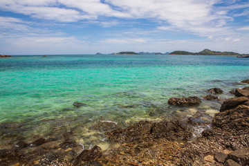 Obraz premium Beautiful tropical beach in Sameasarn island, Chonburi province, Thailand.