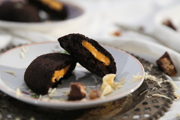 steamed buns filled with cheese and chocolate